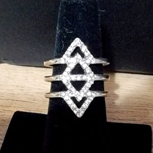 Beautiful silver ring with bling! Three band ring with fake diamond triangles